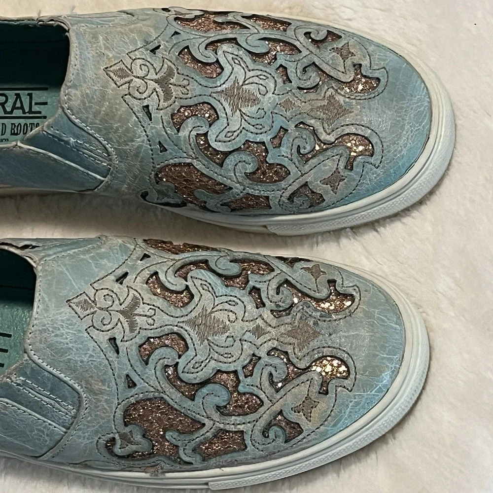 Ladies Corral Leather Sneakers E1564 Turquoise/Pink Inlay & Sequins Slip on NWOB